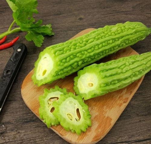 潍职吃瓜,一场别开生面的“吃瓜”盛宴